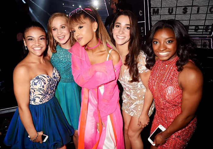 2016-0828-Laurie-Hernandez-Madison-Kocian-Ariana-Grande-Aly-Raisman-Simone-Biles.jpg